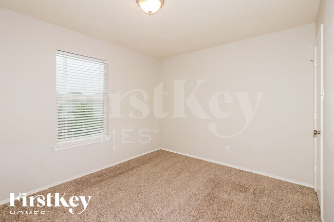 Building Photo - 3643 Bridgebluff Ln