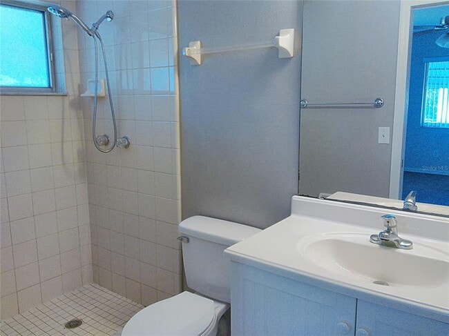 Building Photo - 1055 S Cooper Dr