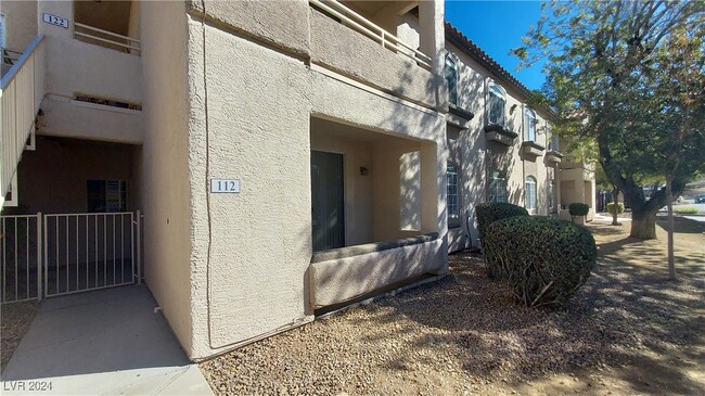 Building Photo - 75 N Valle Verde Dr