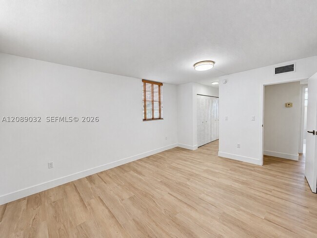 Building Photo - 14150 SW 84th St