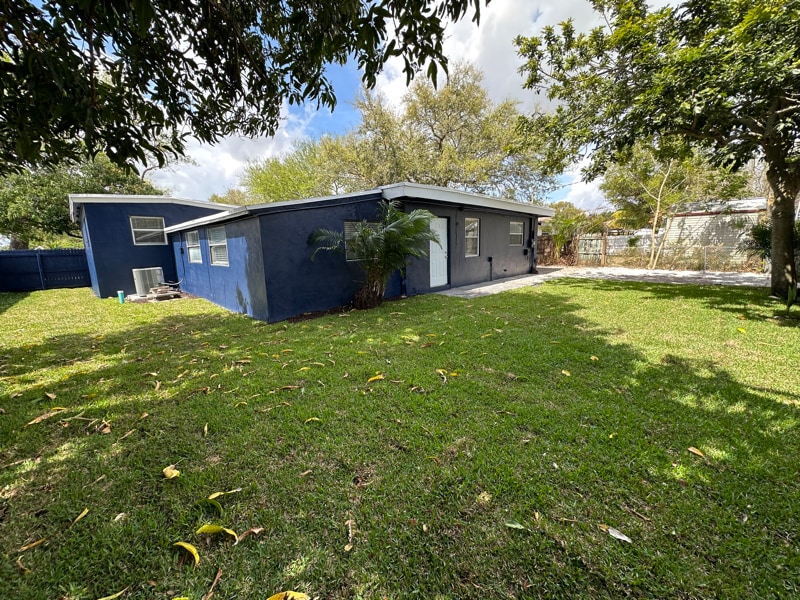 Building Photo - 2507 N 66th Ave