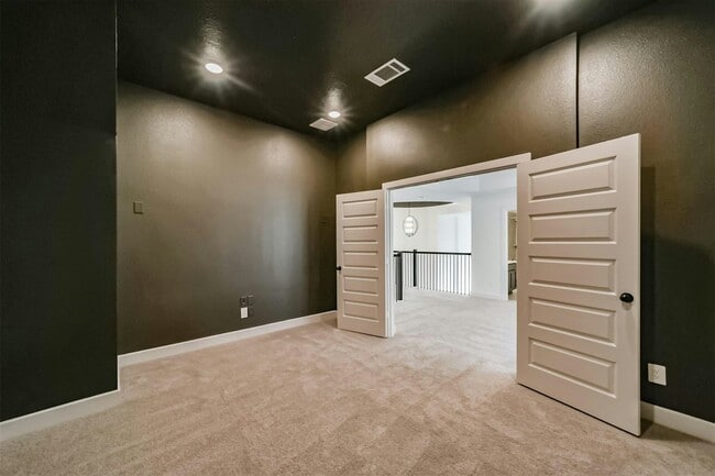 Building Photo - 17794 Misty Brk Ln