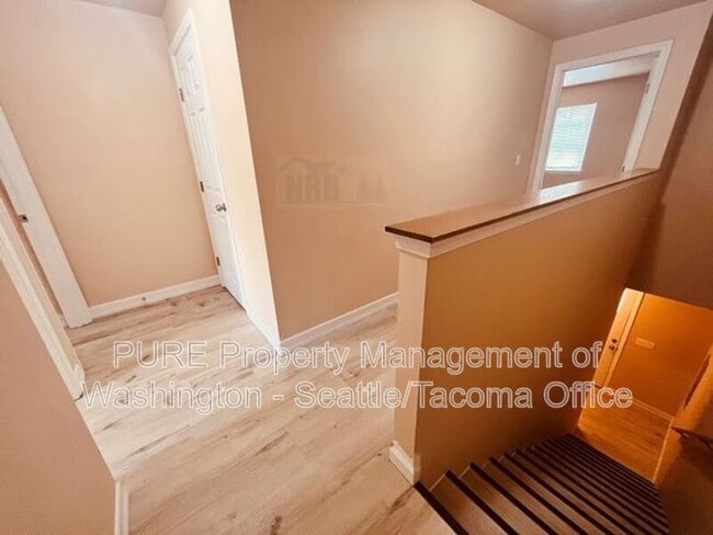 Building Photo - 4536 S Puget Sound Ave