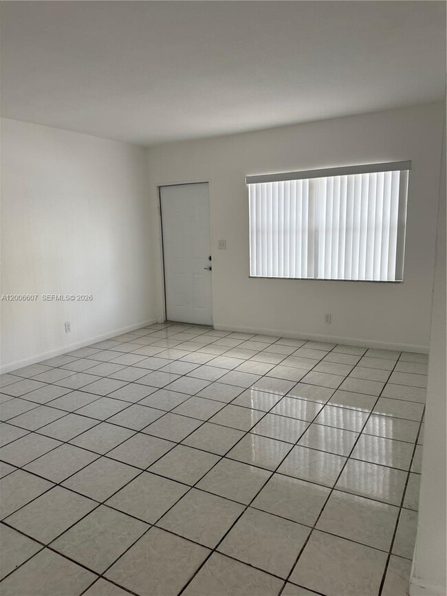 Building Photo - 2600 S Ocean Dr