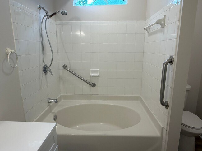 Building Photo - Newly Remodeled Condo at The Preserve at Indigo Run!
