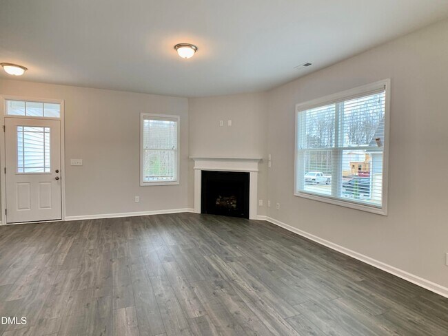 Building Photo - 130 Henhouse Ct