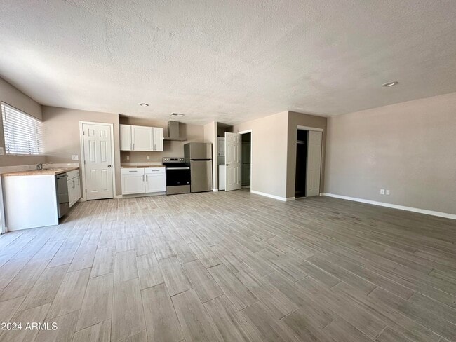 Building Photo - 35211 N 49th St