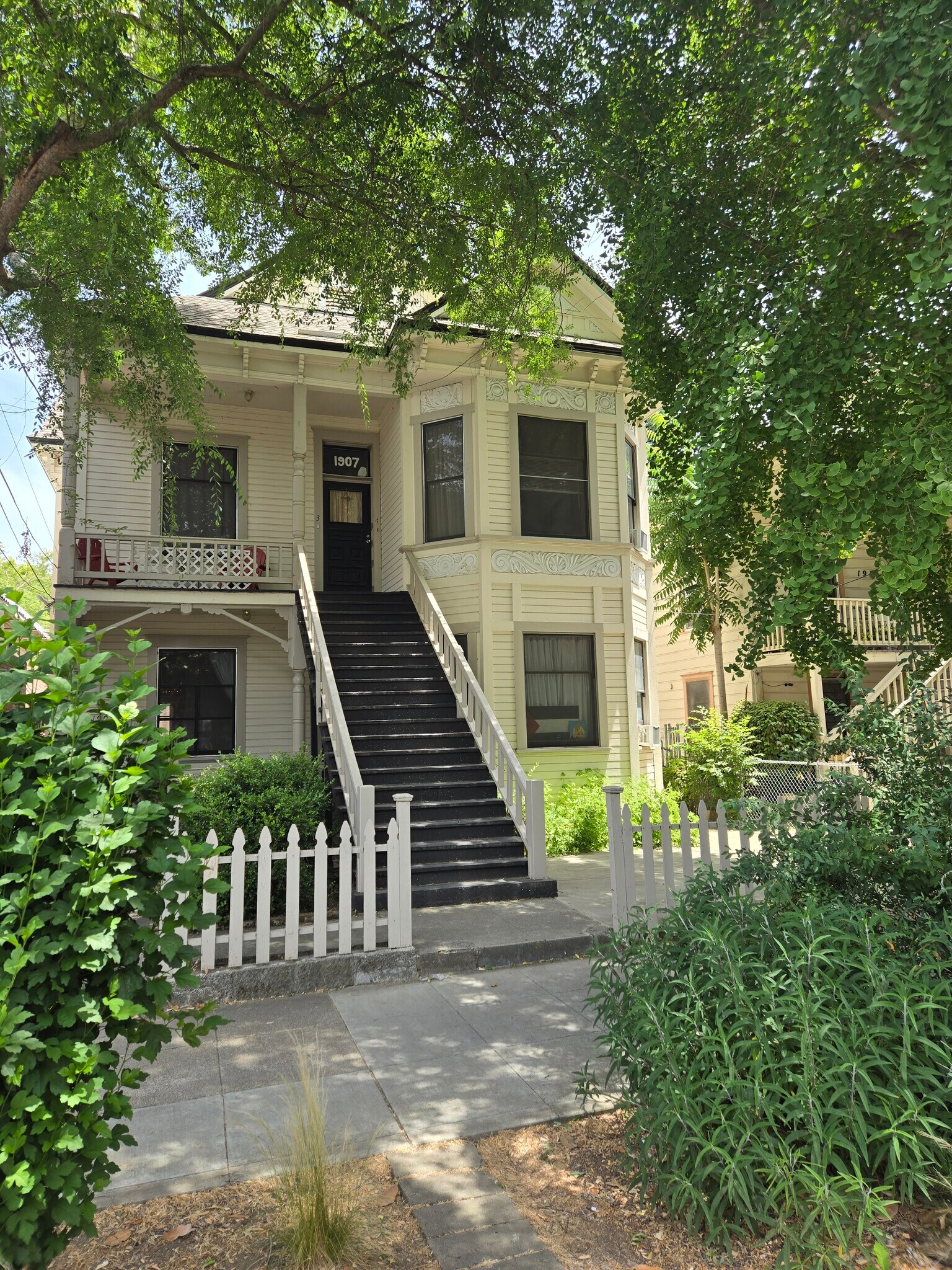 Building Photo - 1907 10th St