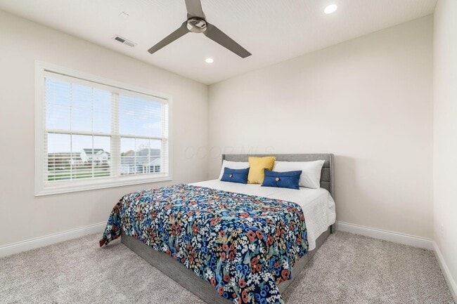 Building Photo - 5962 Laurel Ln