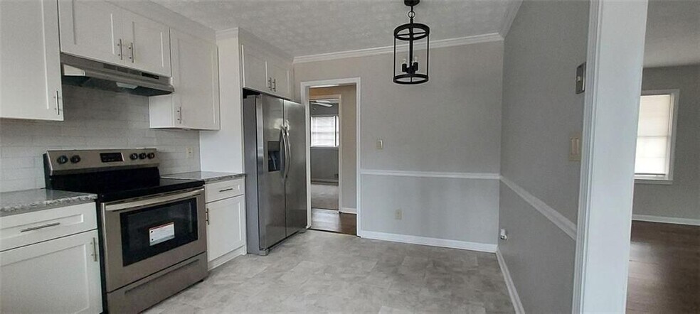 Building Photo - 5030 Beth St