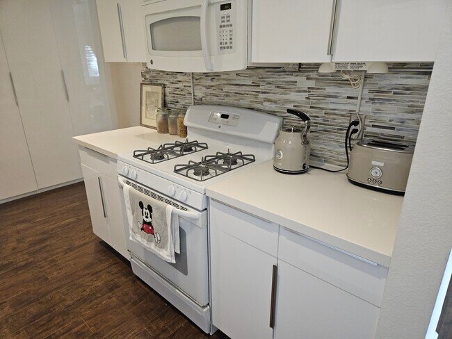 Building Photo - 4921 Indian Wood Rd