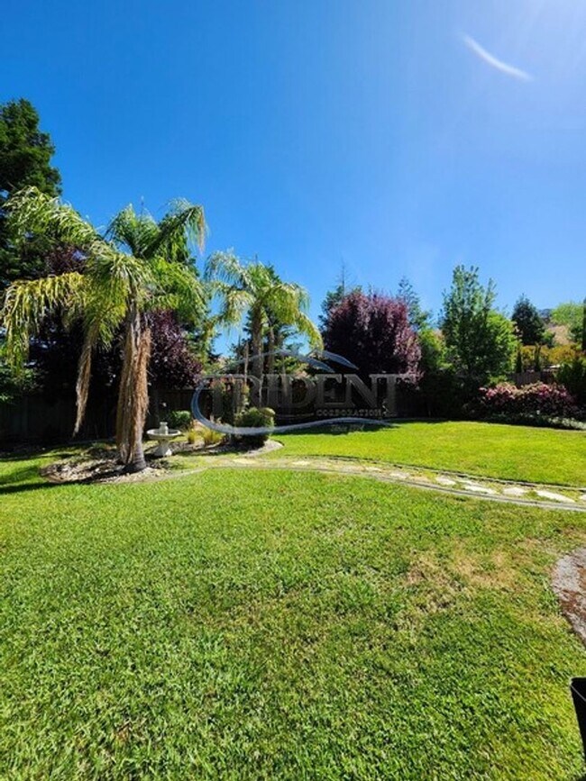 Building Photo - 1218 Galston Dr