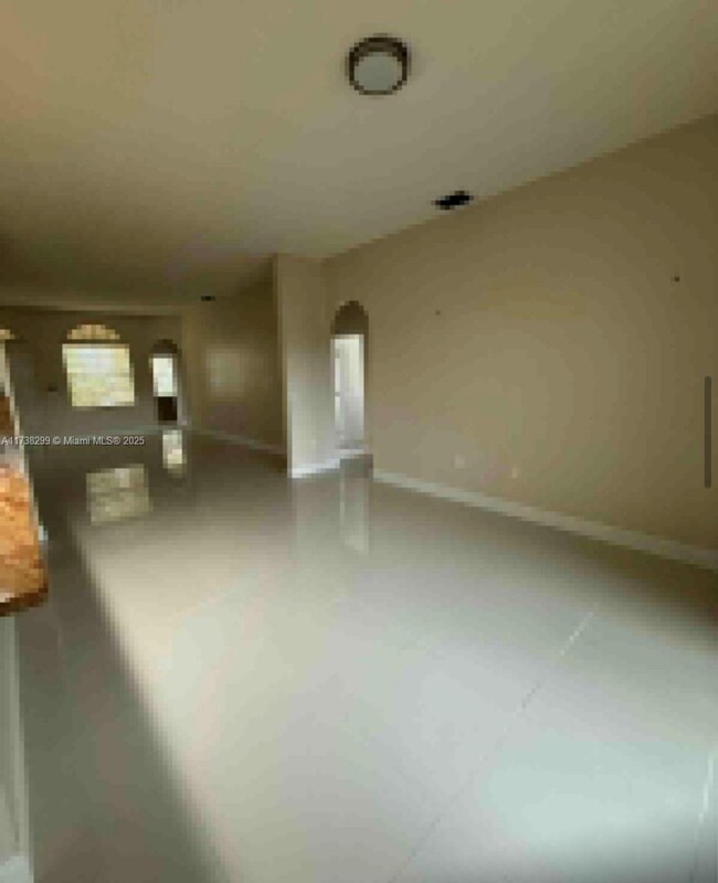 Building Photo - 2670 Dunwoodie Pl