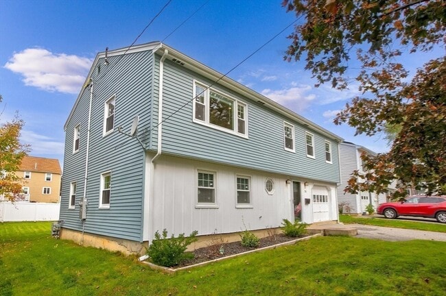 Building Photo - 74 Heywood Ave