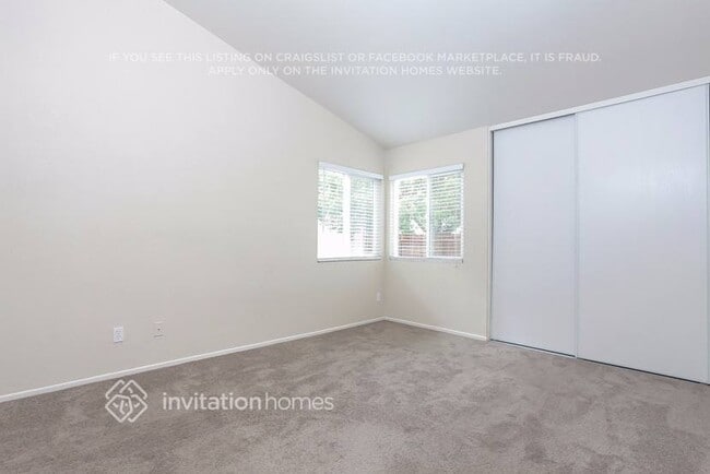 Building Photo - 1566 Coventry Pl