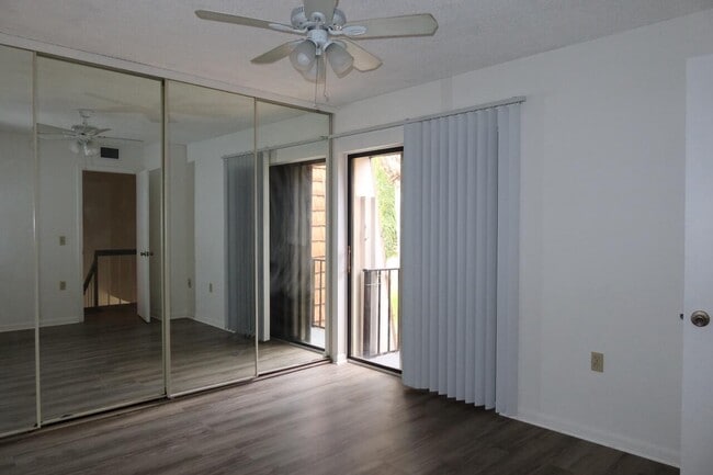 Building Photo - 507 5th Ln