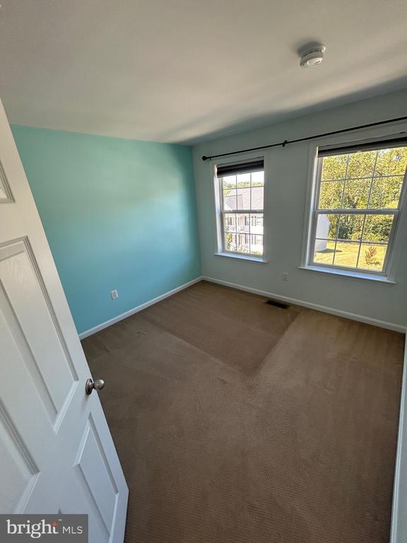 Building Photo - 2871 Burrows Ln