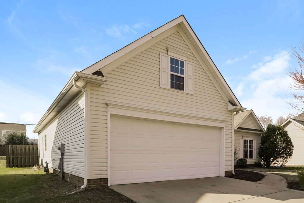 Building Photo - 4031 Huntmeadow Dr