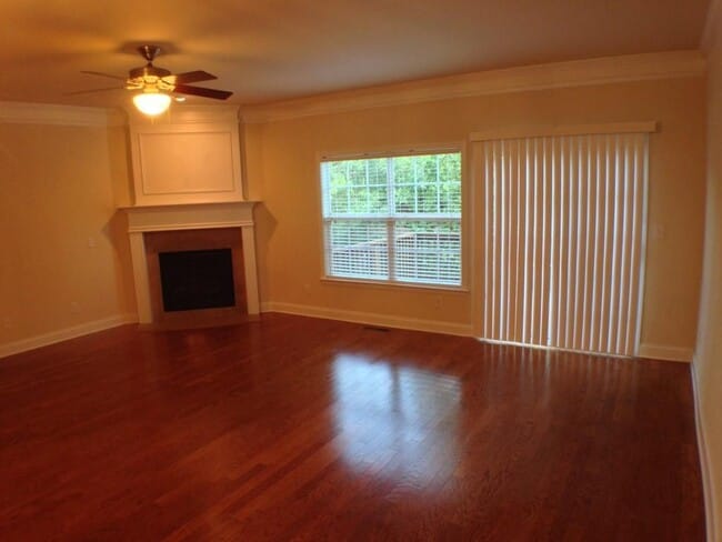 Building Photo - 5225 Wellsley Bend