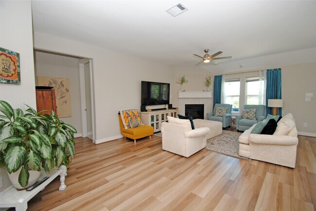 Building Photo - 24818 Harvest Elm Ct