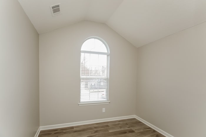 Building Photo - 2790 Highland Hill Pkwy