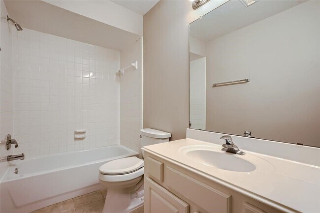 Building Photo - 3810 Breaker Ct