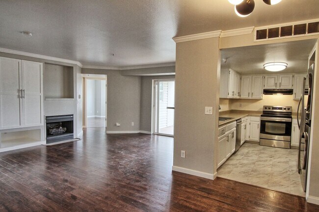 Building Photo - 12338 W Dorado Pl