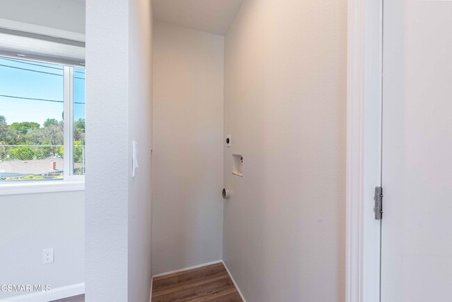 Building Photo - 1499 Calle Morera