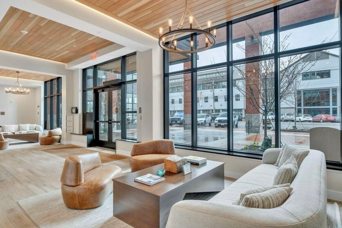 Entry Lounge Area - 383 Commercial St