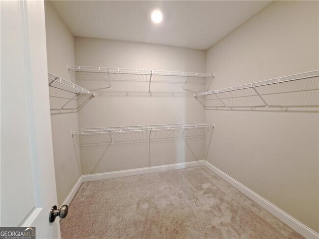 Building Photo - 637 Stan Hope Ln