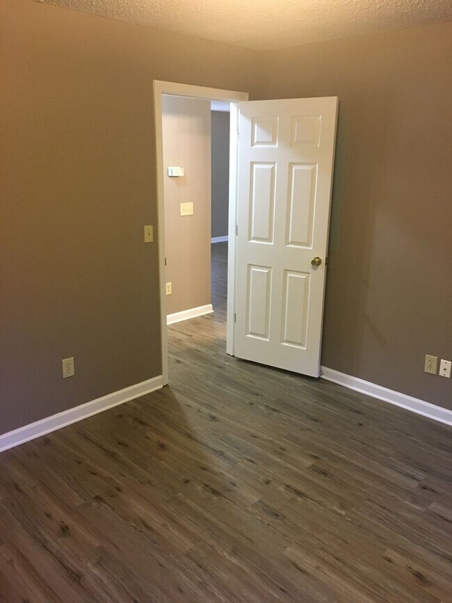 Building Photo - 69 Dodd Blvd SE