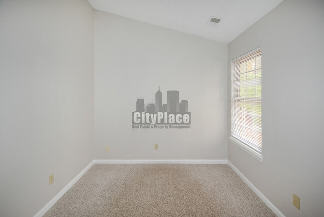 Building Photo - 5231 Pin Oak Dr