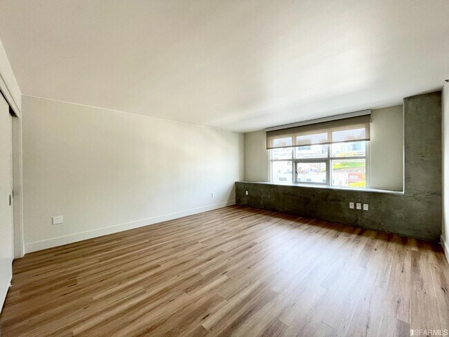 Building Photo - 200 Brannan St