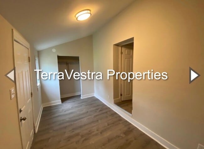 Building Photo - Recently Renovated 3 Bed in Millville!