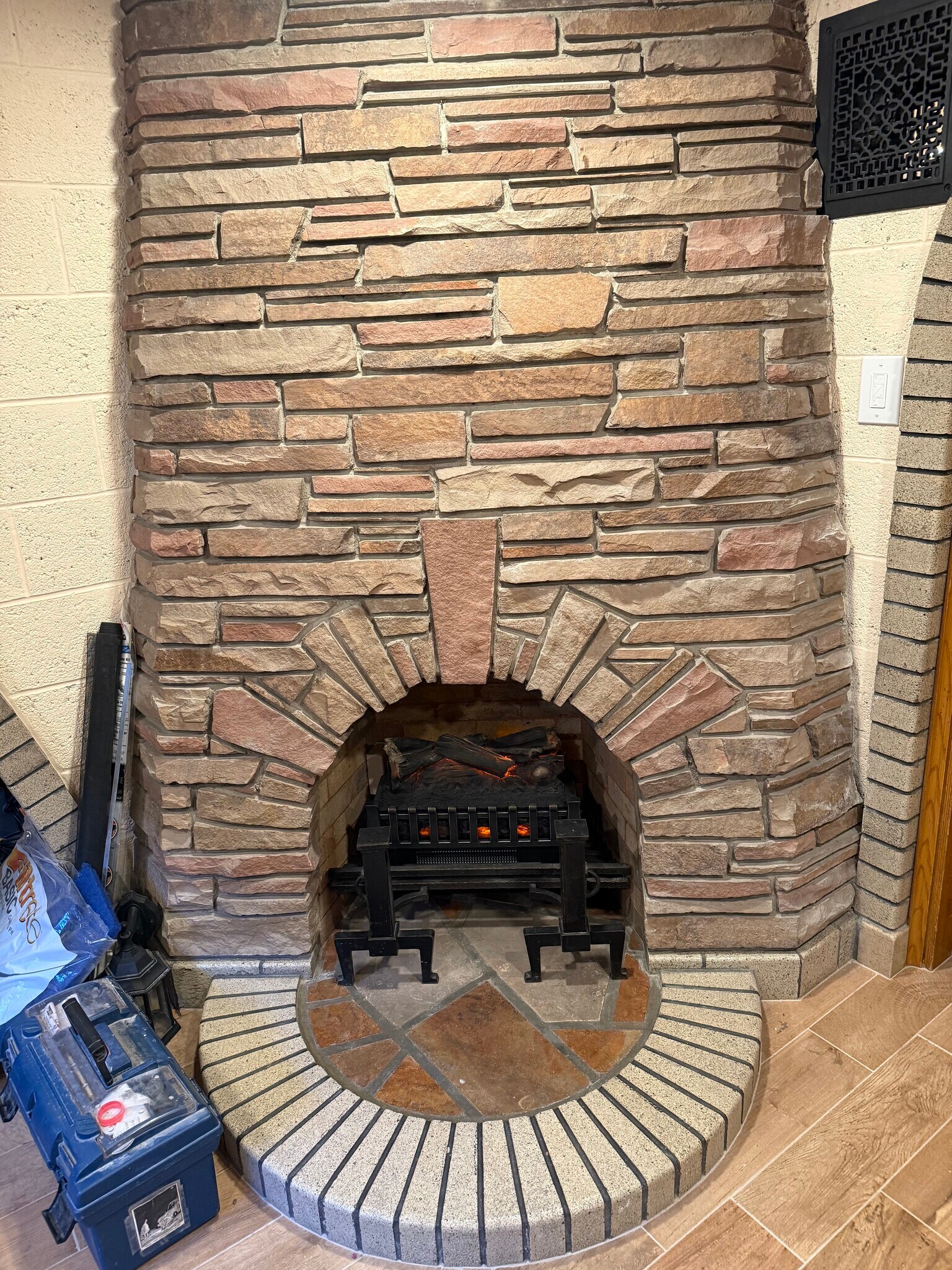 Building Photo - 452 S 800 E