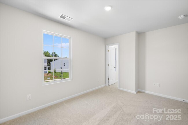 Building Photo - 10132 Chatham Run Ln