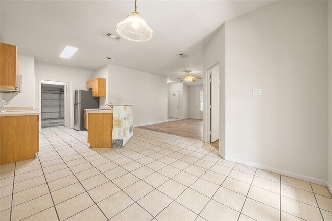 Building Photo - 21513 Pershing Ave