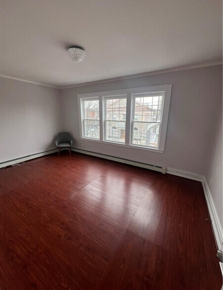 Primary Photo - 415 Rockaway Ave