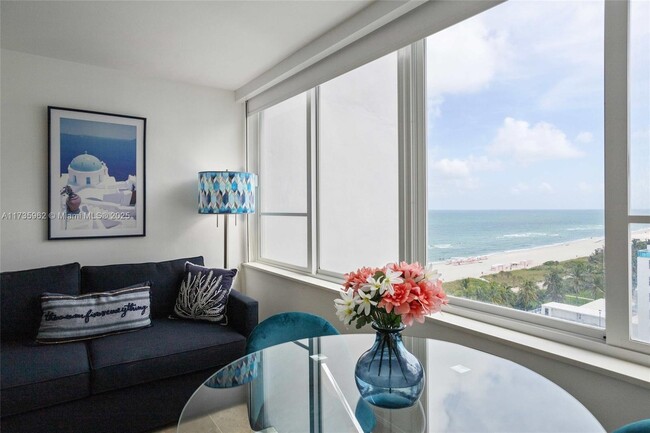 Primary Photo - 5005 Collins Ave