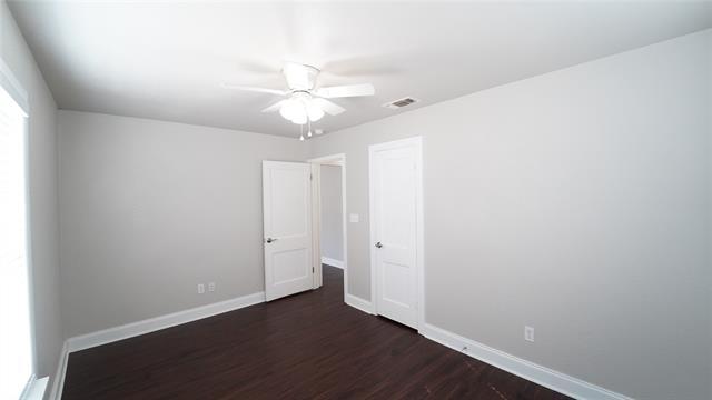 Building Photo - 313 E Columbia St