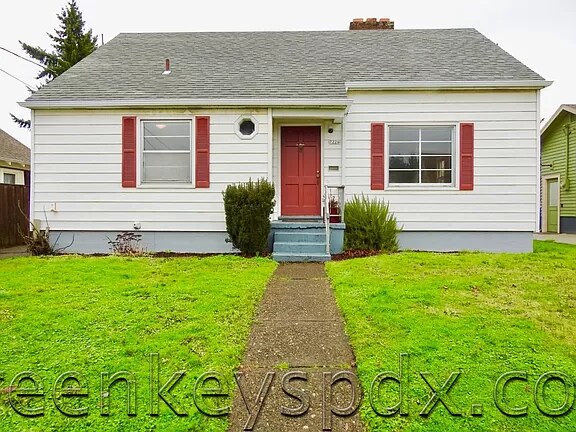 Primary Photo - 7224 N Omaha Ave