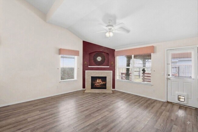 Building Photo - 2712 Woodspring Acres Dr