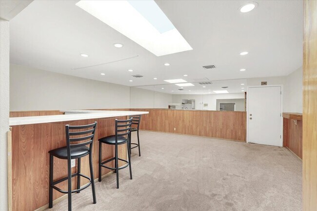 Building Photo - 3463 Monte Carlo Dr