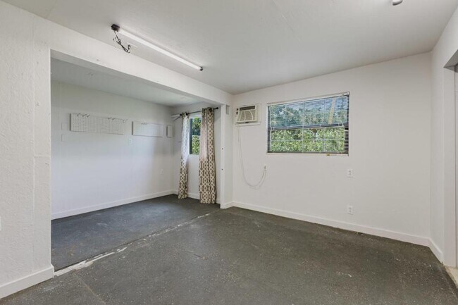 Building Photo - 1310 La Faunce Way