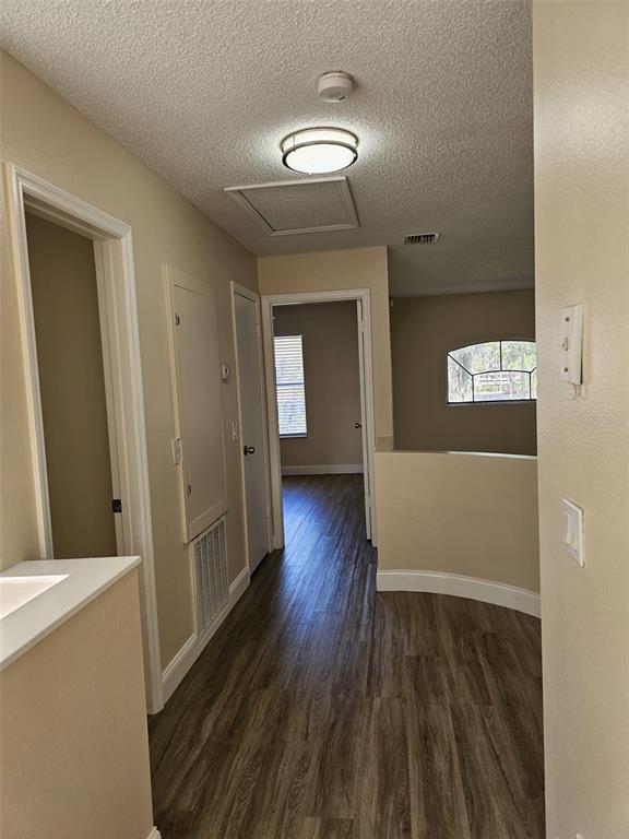 Building Photo - 14667 Laguna Beach Cir