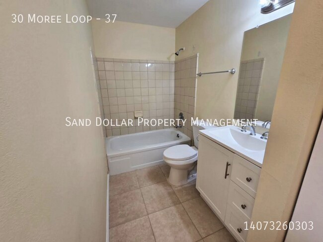 Building Photo - 30 Moree Loop