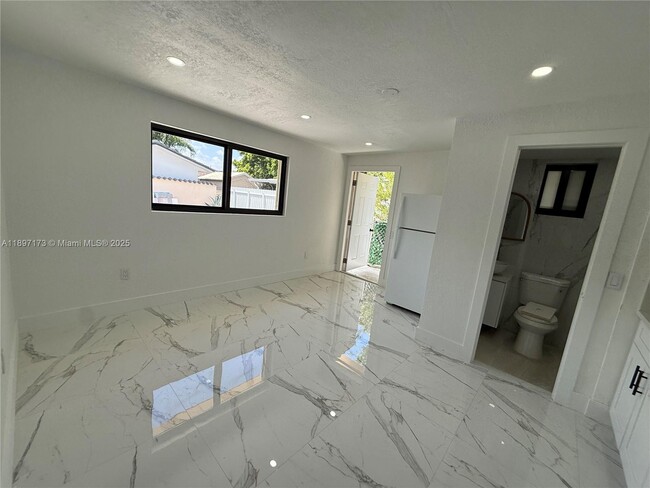 Building Photo - 9824 SW 26th Terrace