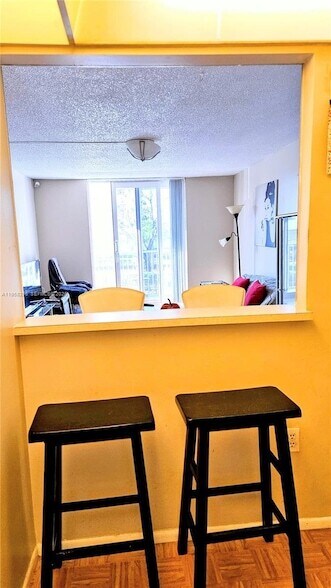 Building Photo - 16851 NE 23rd Ave