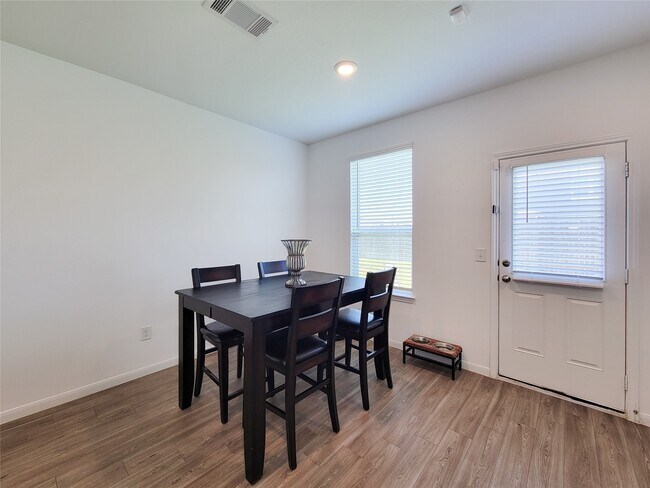 Building Photo - 17986 Plow Beam Dr