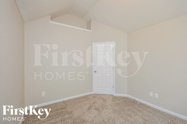 Building Photo - 170 Capeton Ct